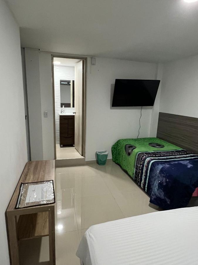 Hotel Edificio Niza80 Ibague, Acceso Digital Cerca Parque Deportivo Extérieur photo
