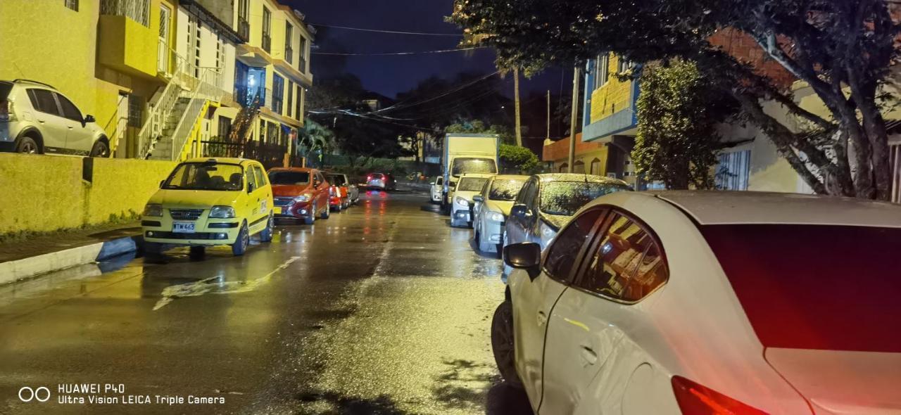 Hotel Edificio Niza80 Ibague, Acceso Digital Cerca Parque Deportivo Extérieur photo