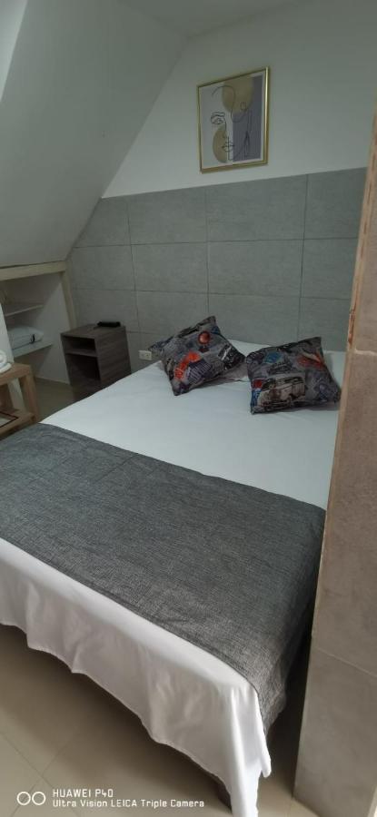 Hotel Edificio Niza80 Ibague, Acceso Digital Cerca Parque Deportivo Extérieur photo