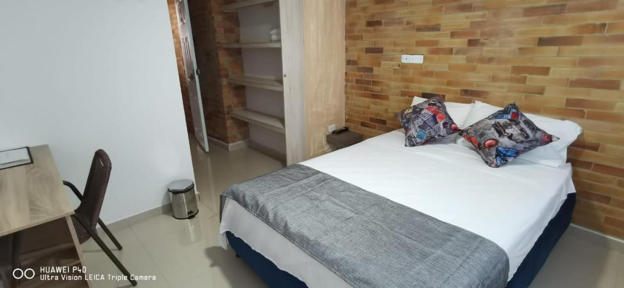 Hotel Edificio Niza80 Ibague, Acceso Digital Cerca Parque Deportivo Extérieur photo