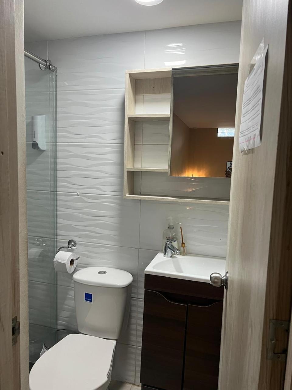 Hotel Edificio Niza80 Ibague, Acceso Digital Cerca Parque Deportivo Extérieur photo