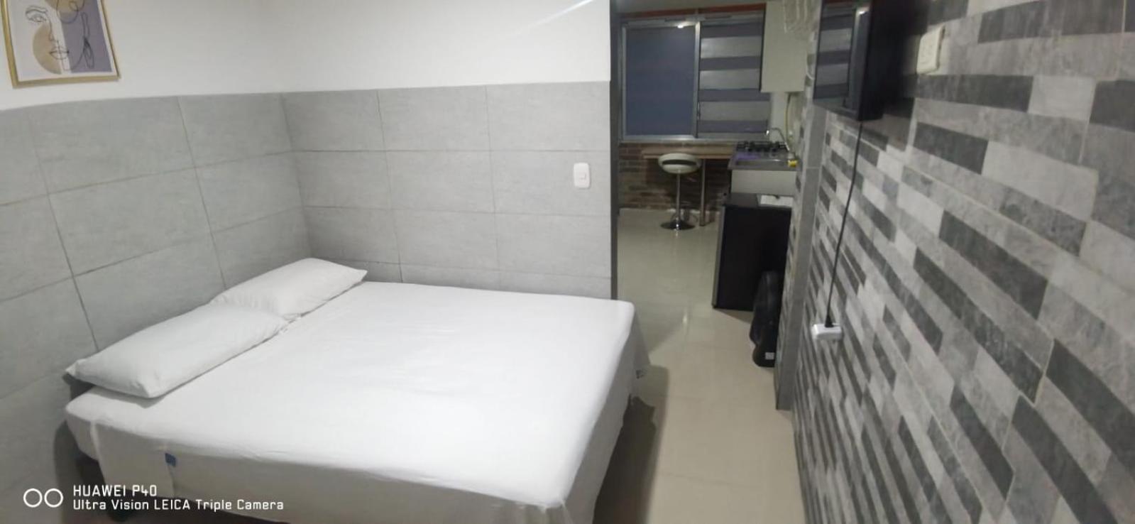 Hotel Edificio Niza80 Ibague, Acceso Digital Cerca Parque Deportivo Extérieur photo